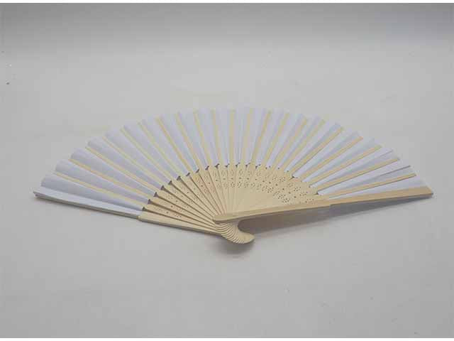 VENTAGLIO IN CARTA BIANCO CON 22 STECCHE IN LEGNO 21CM