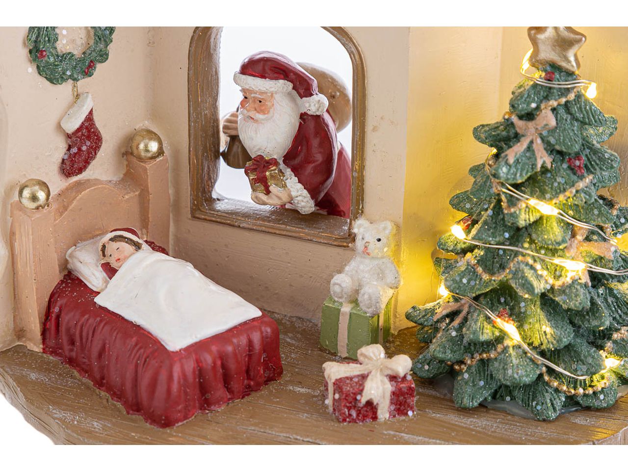 Casetta di babbo natale in resina con led misura 18x11xh.17cm