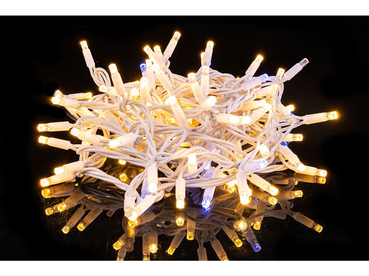 Catena di luci natalizia misura 10m con 100 led flash rubb per uso esterno colore caldo