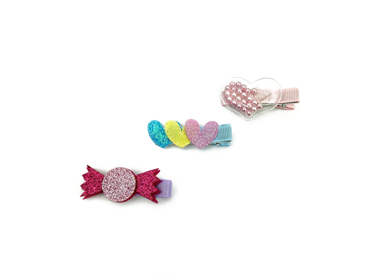 Becchetto con 3 soggetti assortiti cuori, caramella, cuore in pvc