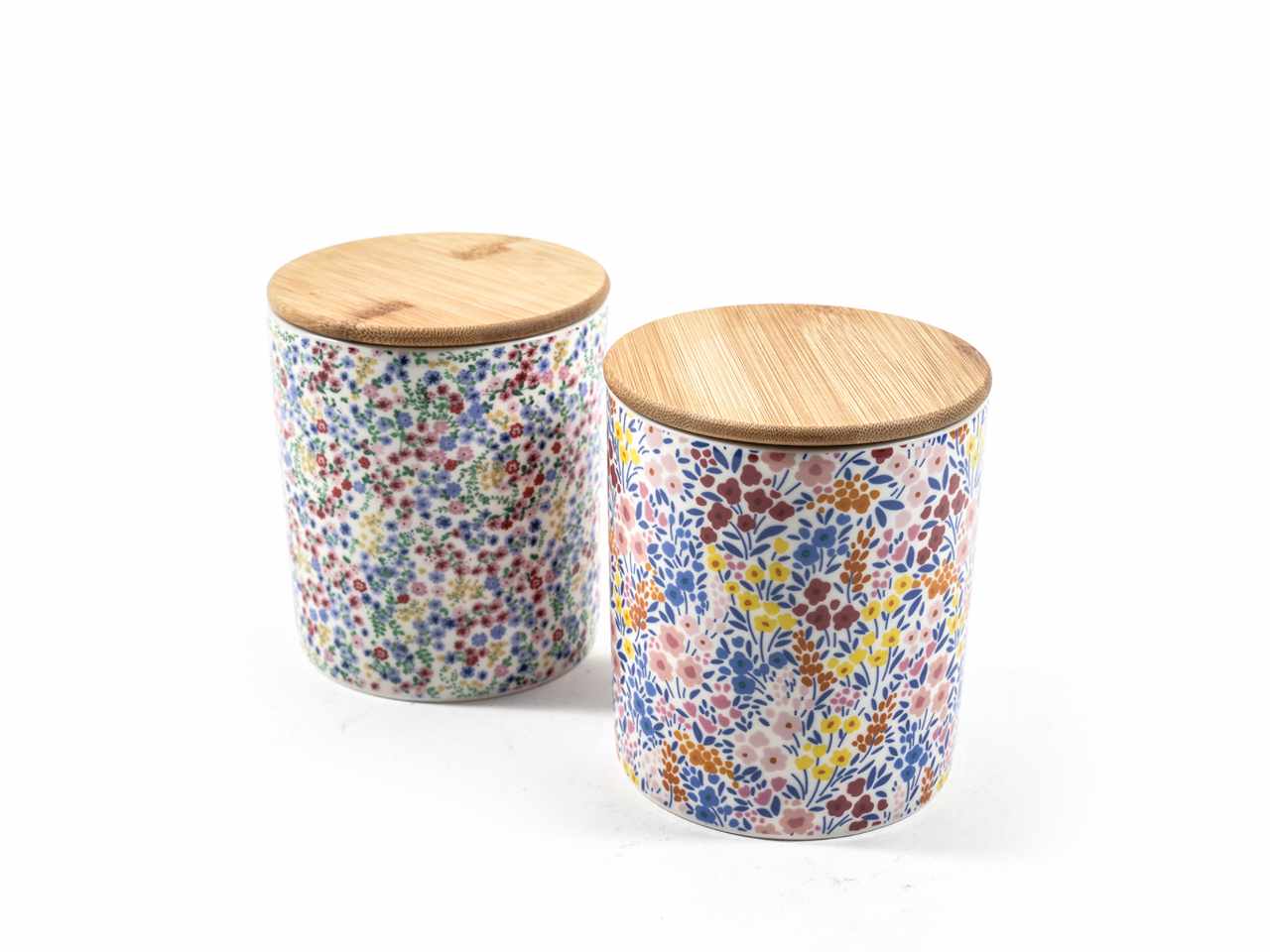 Barattolo ermetico in porcellana con tappo in bamboo 900ml d.11.7xh.13,5cm fantasie assortite