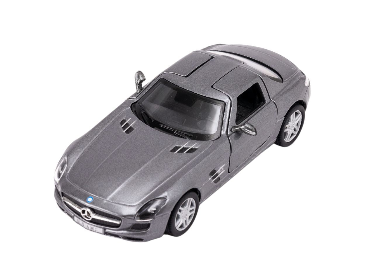 Auto mercedes sls 832