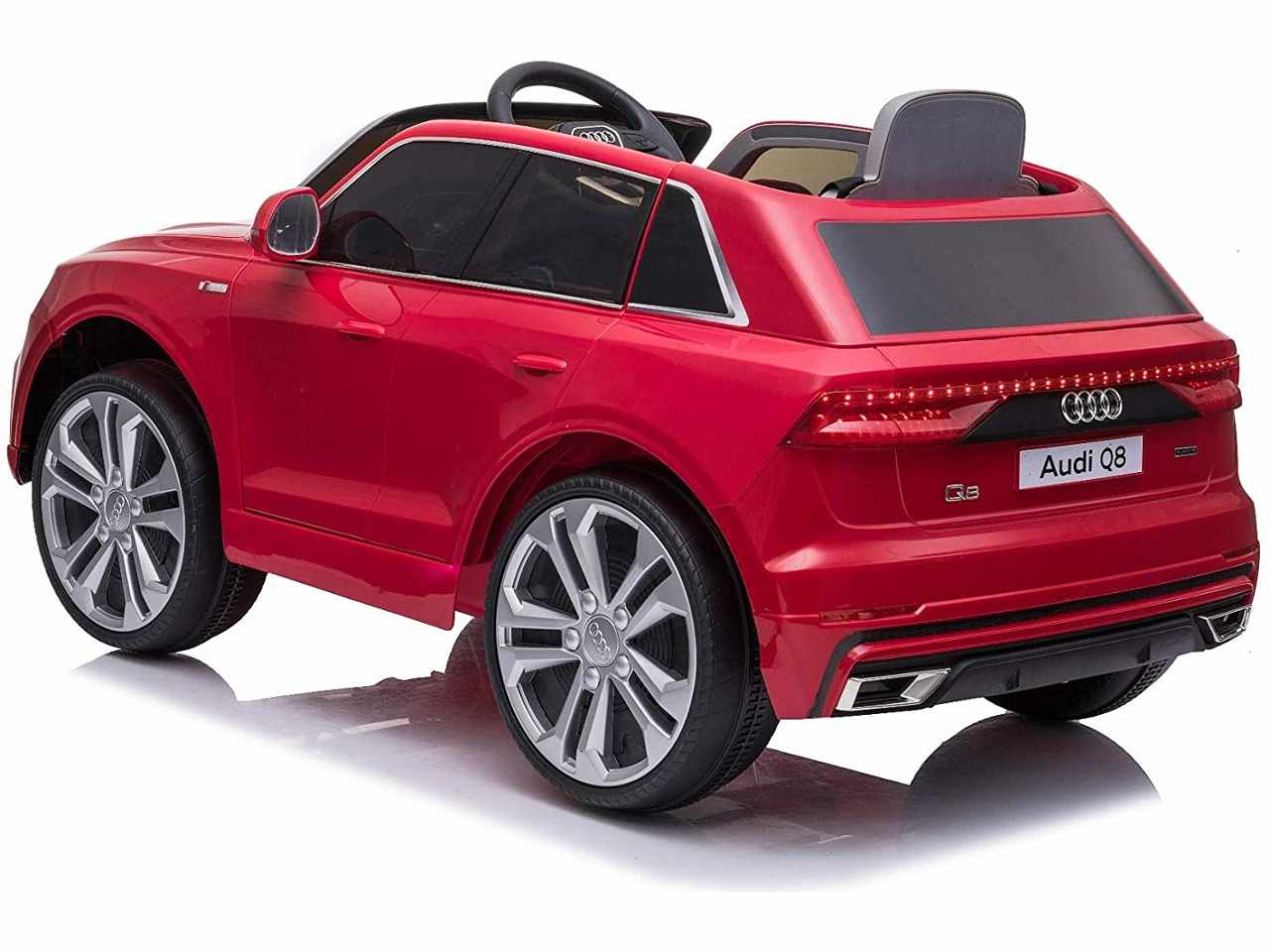 Auto audi q8 rossa 02320006$