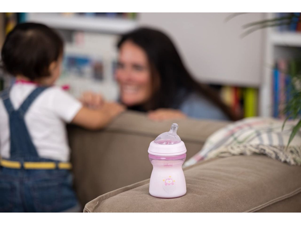Chicco Natural Feeling Biberon Anticolica 2 Mesi+ da 250 ml con Tettarella in Silicone  Rosa