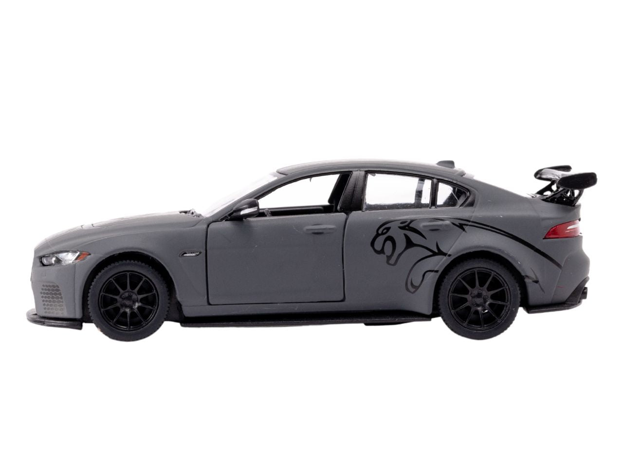 Jaguar xe  sv  project8  die cas