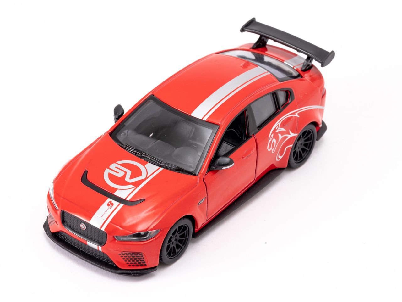 Jaguar xe  sv  project8  die cas
