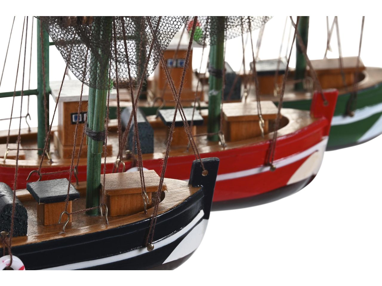 Barca in legno 16x5x16cm in 3 assortimenti