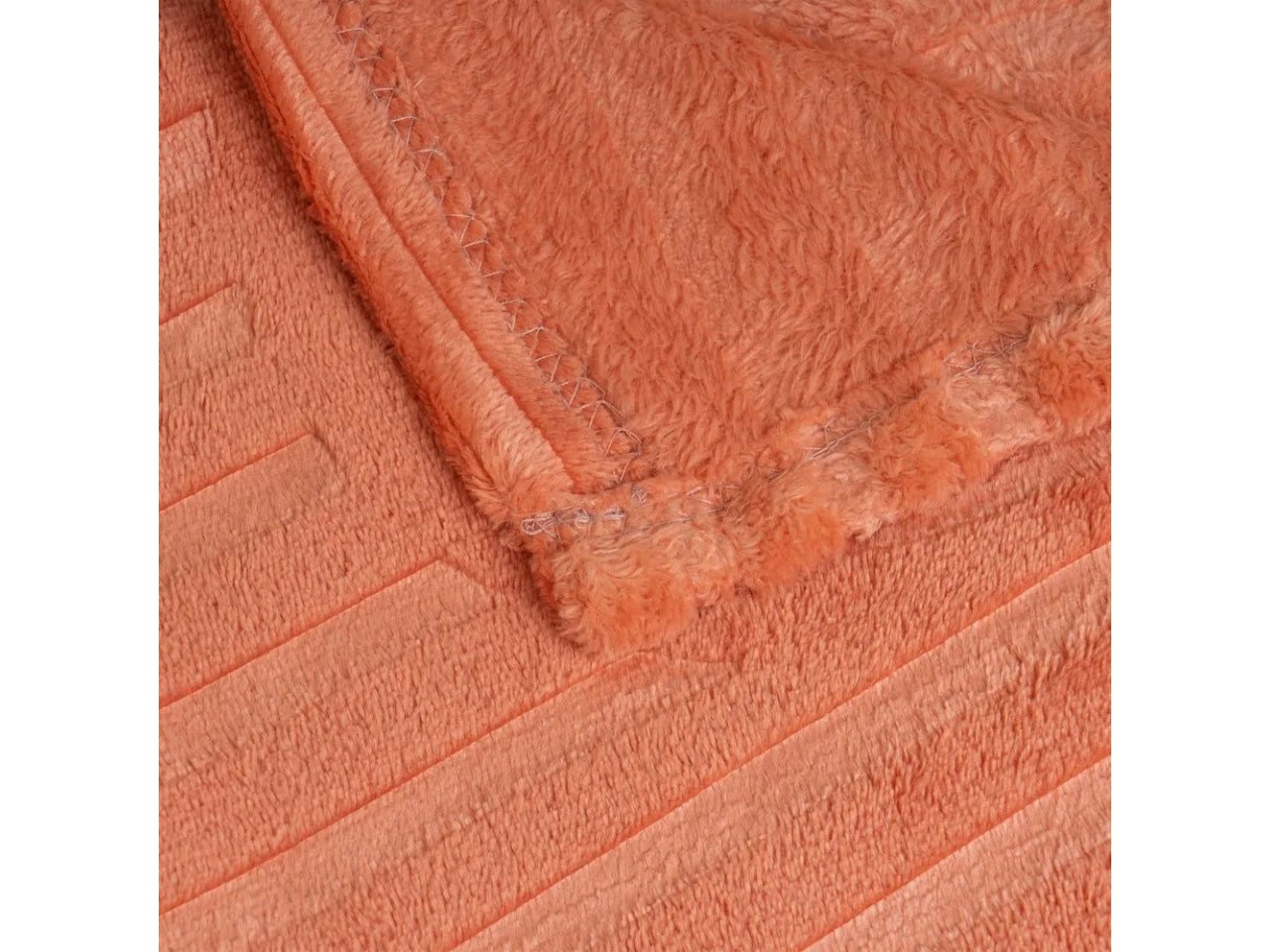 Coperta di flanella con rilievo colore terracotta misura 130x160cm uia