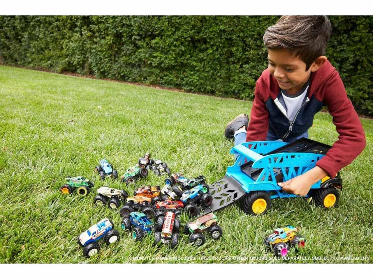 Hot wheels monster con 3 auto 58cm