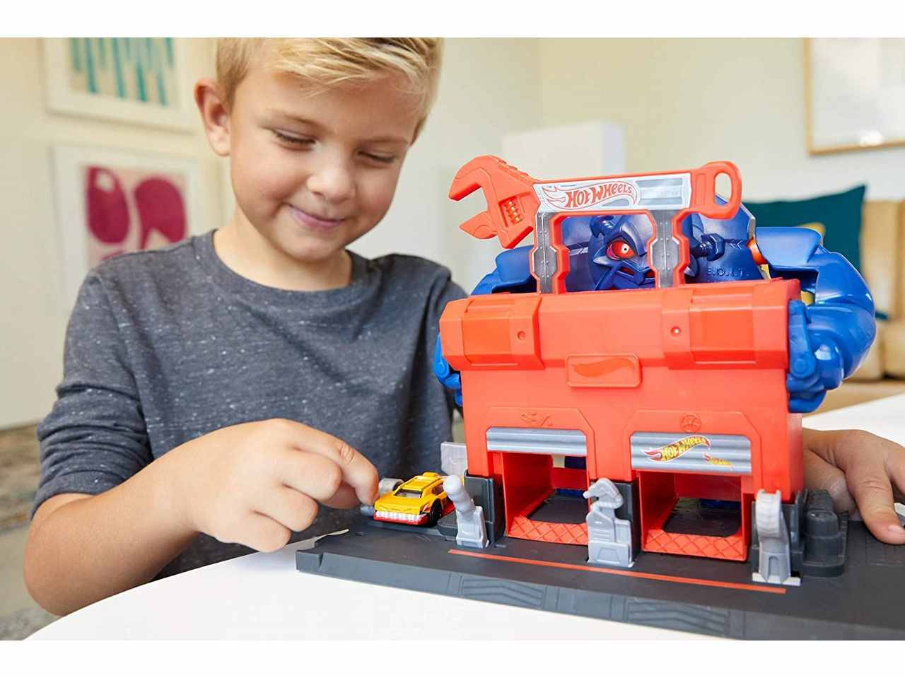 Hotwheels razende gorilla garage b07w6ty4sp