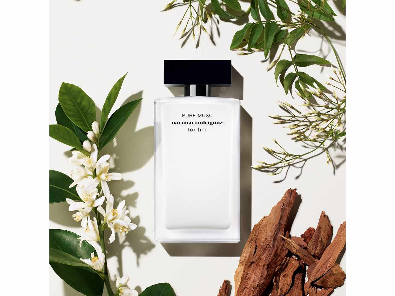 Narciso rodriguez pure musc set regalo contenente pure musc eau de parfum 50 ml + lozione corpo profumata 50 ml +  gel doccia profumato 50 ml.