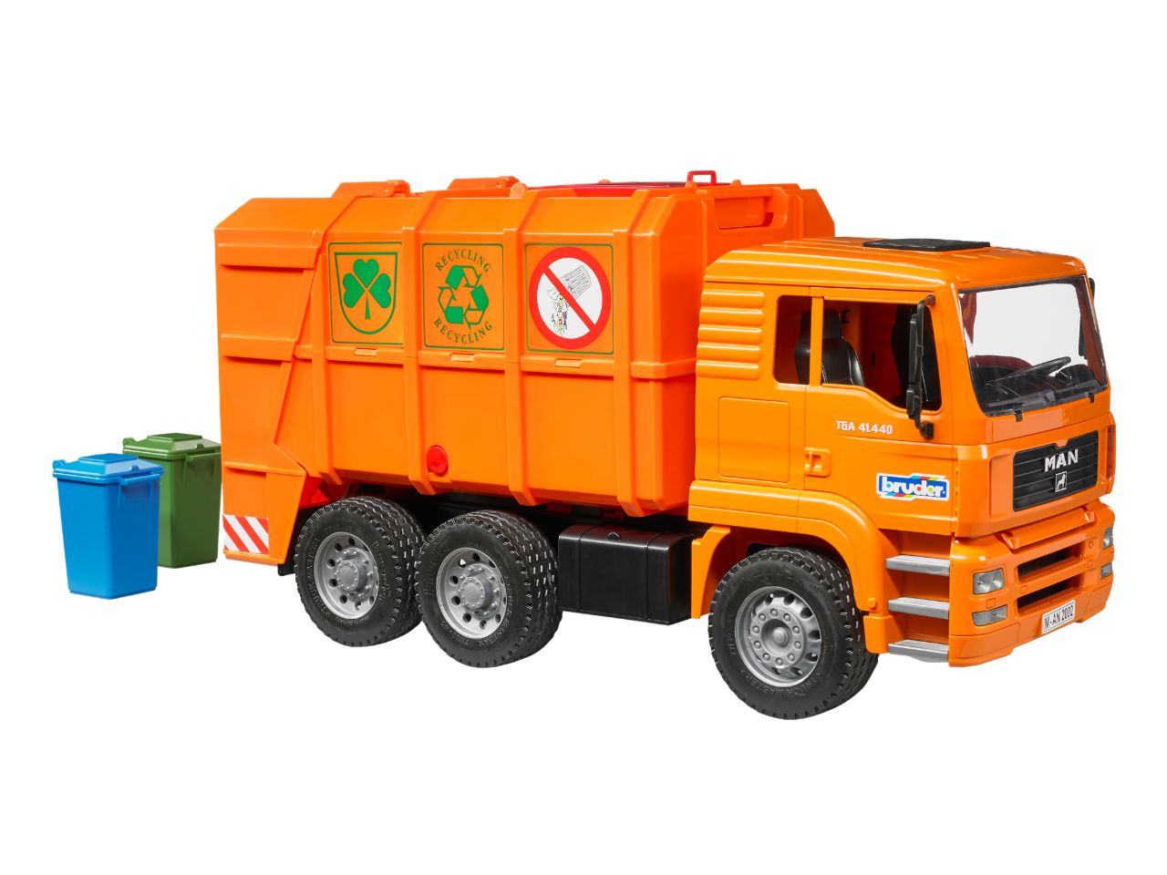 man camion trasporto rifiuti 02760