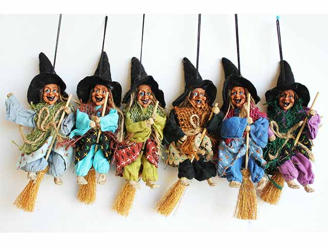 Befana 15cm con scopa 0300460