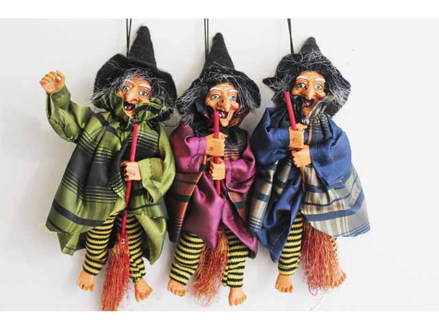 Befana 15cm volante con vestito in raso 0152250