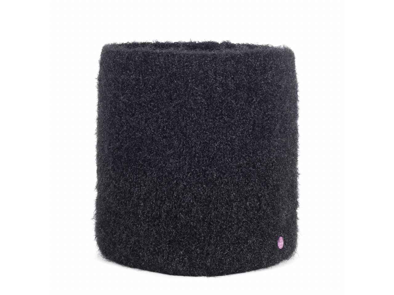 Collo nero filato peloso 25x24cm