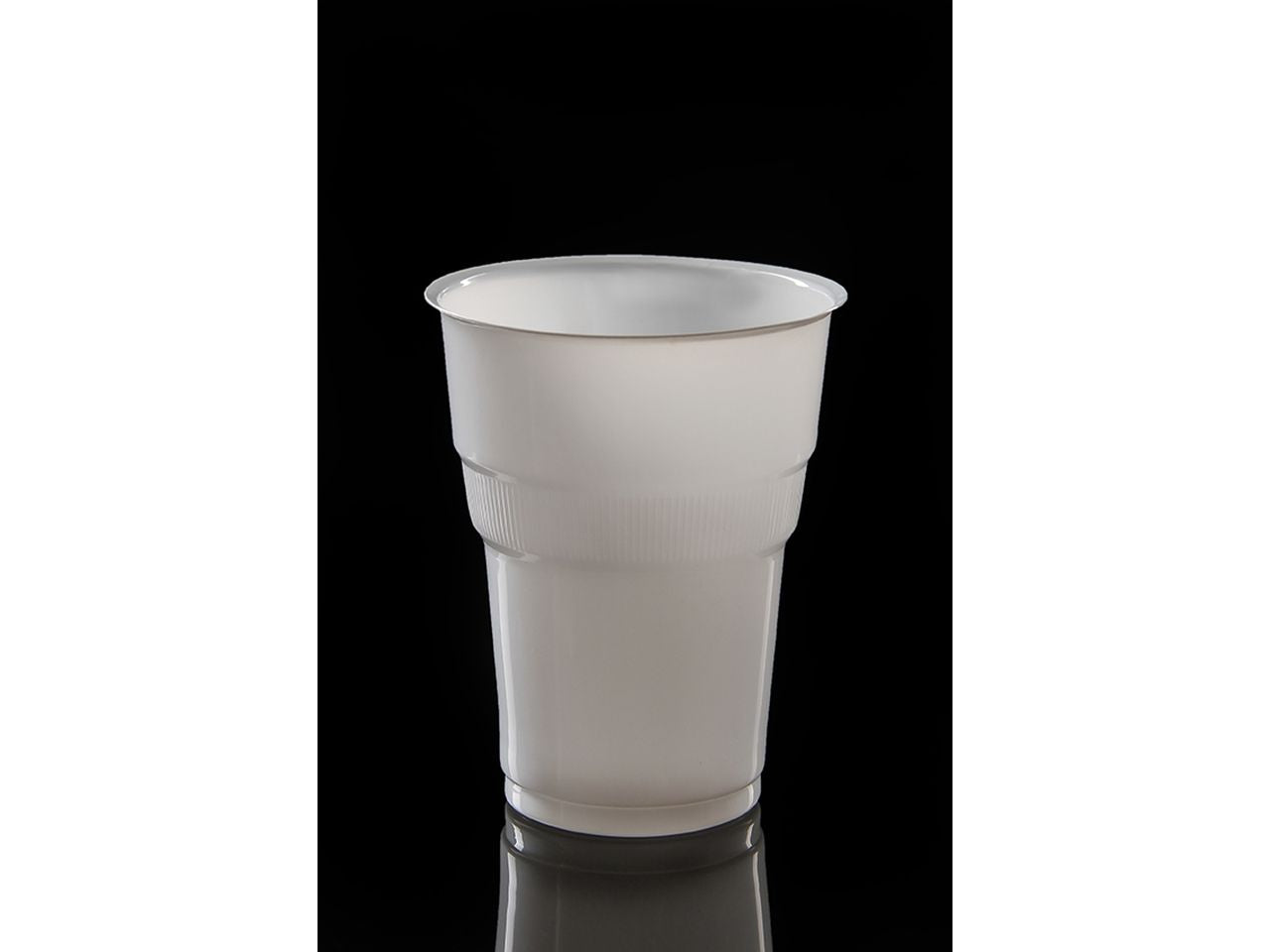 Bicchieri 250-275ml in polipropilene - la confezione contiene 50 bicchieri$