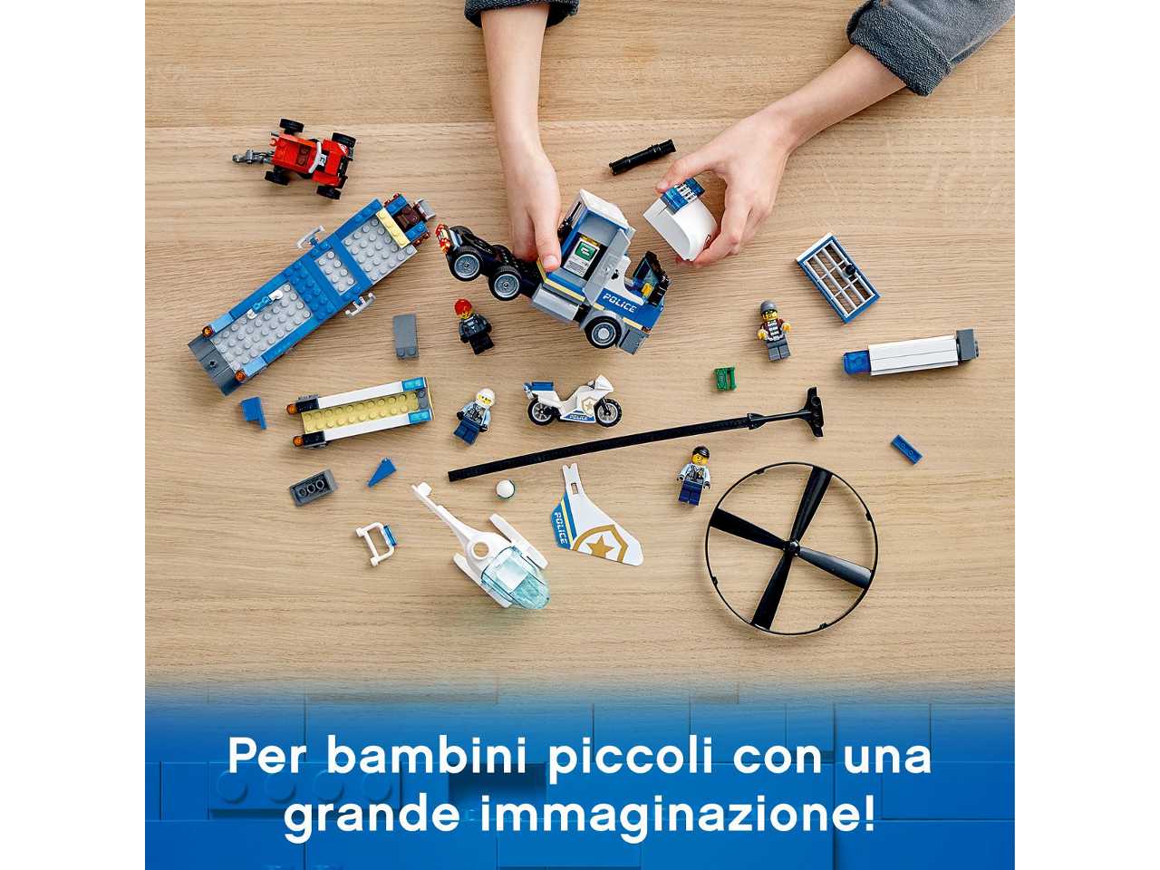 lego city trasportatore di elicotteri della polizia.
