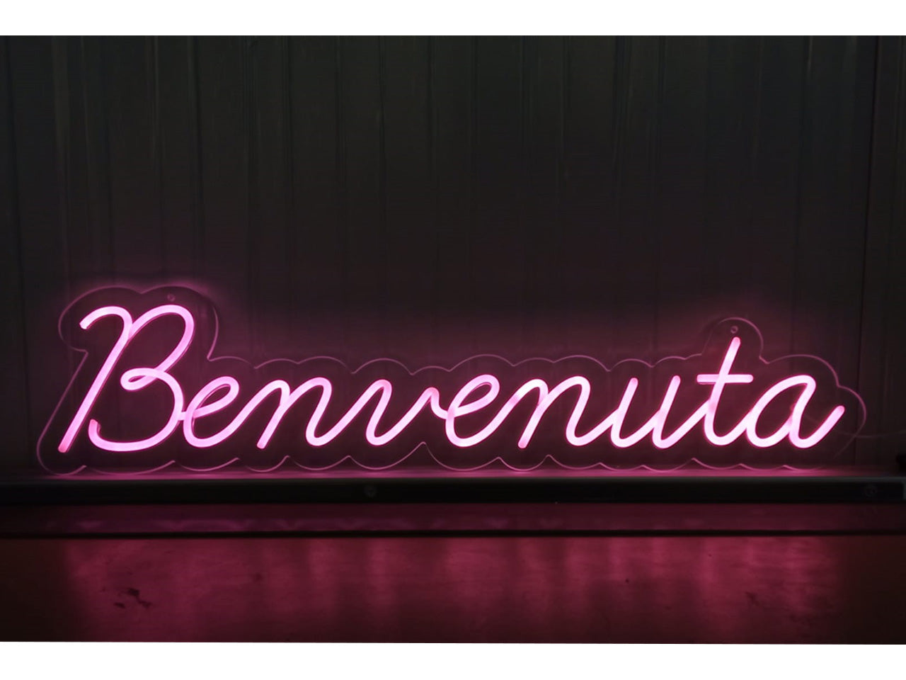 Strip led benvenuta rosa 80x25cm 2365