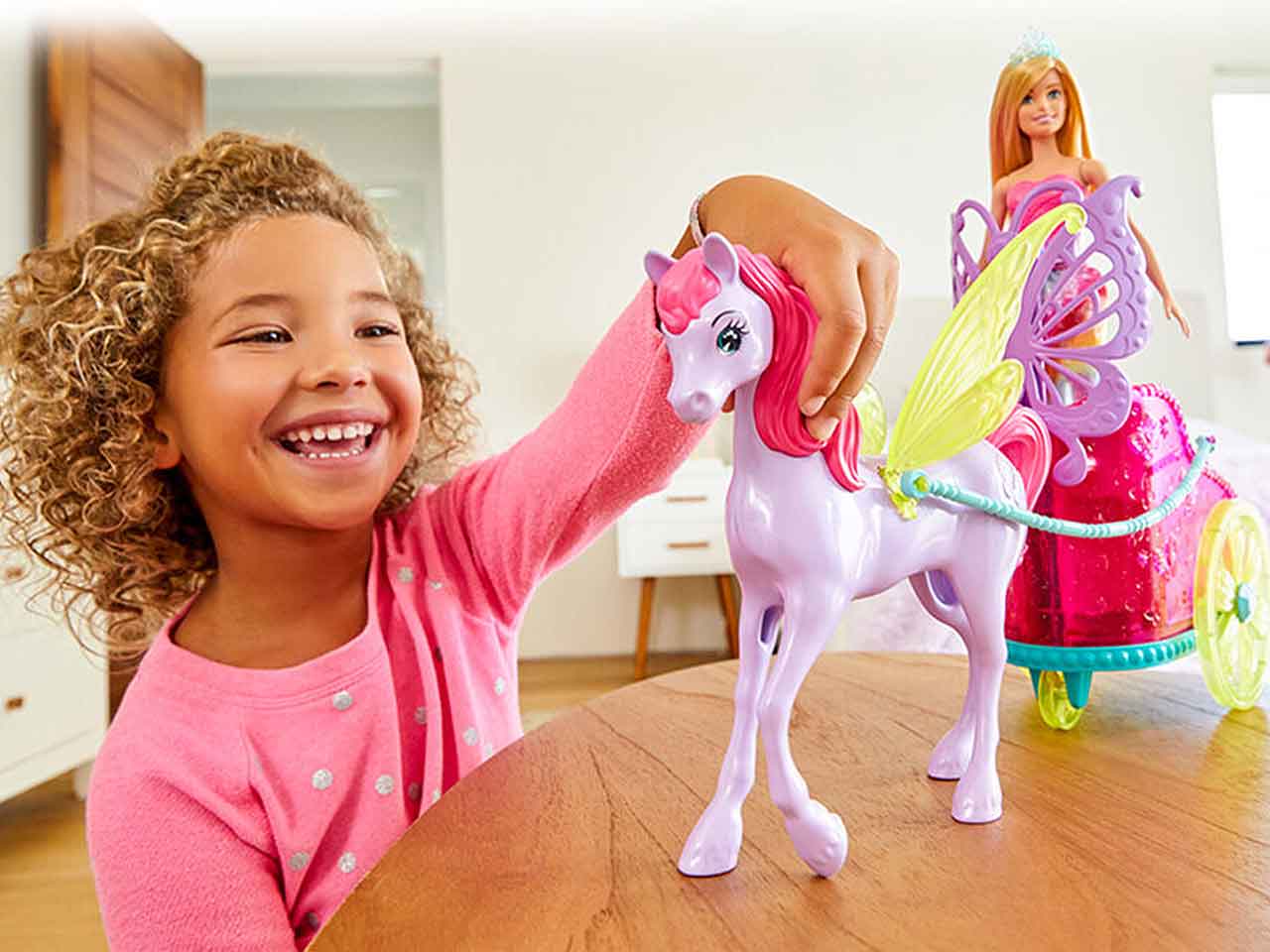 barbie dreamtopia horse e chariot gjk53