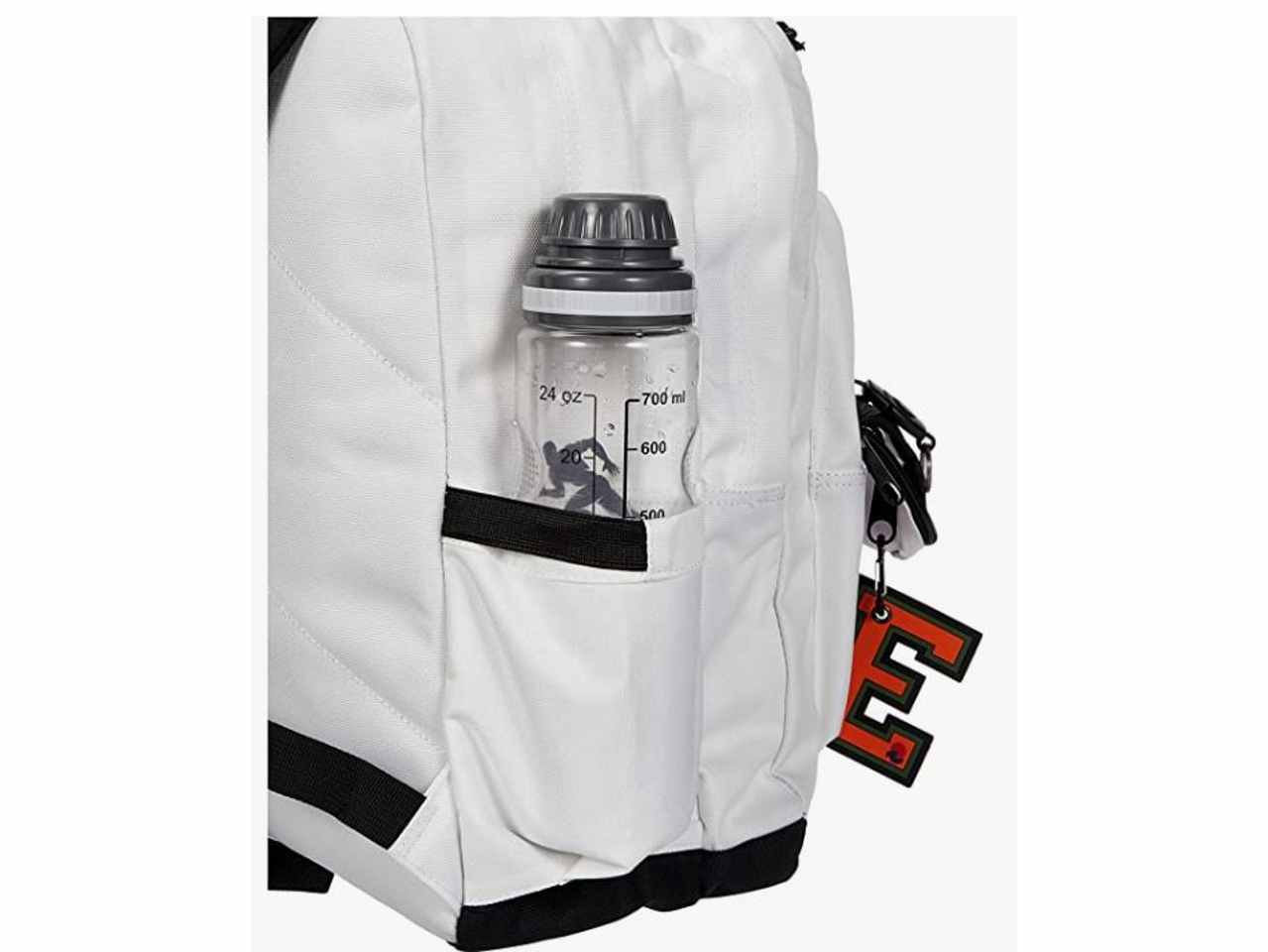 zaino scuola bianco con patch invicta