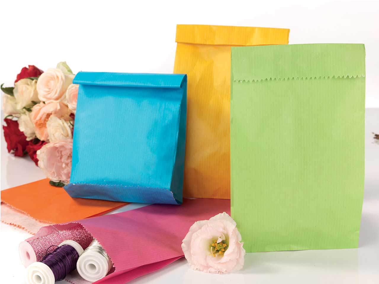 Buste carta kraft bianca 8x16+2,5cm neutro - La confezione contiene 100 buste