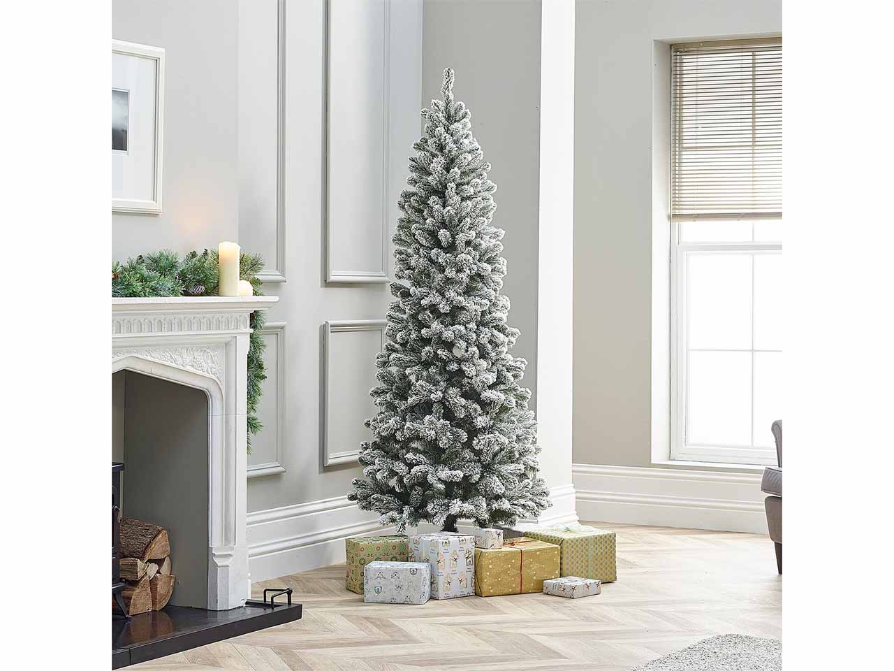 Albero di natale slim deluxe penicel innevato 240cm 505 rami diametro 66cm