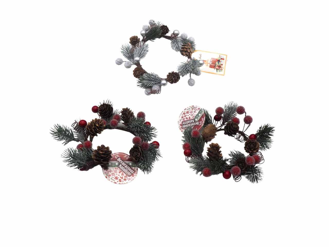 Girocandela aghi pino nevato c/bacche rosse+pigne d.15cm
