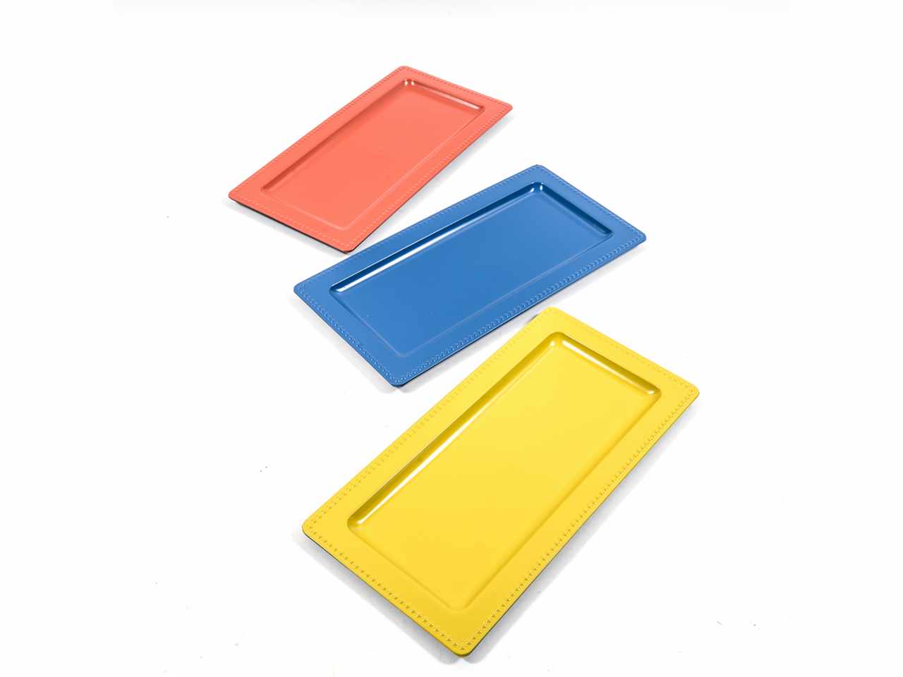 vassoio in plastica 36x18x1.5cm colori assortiti