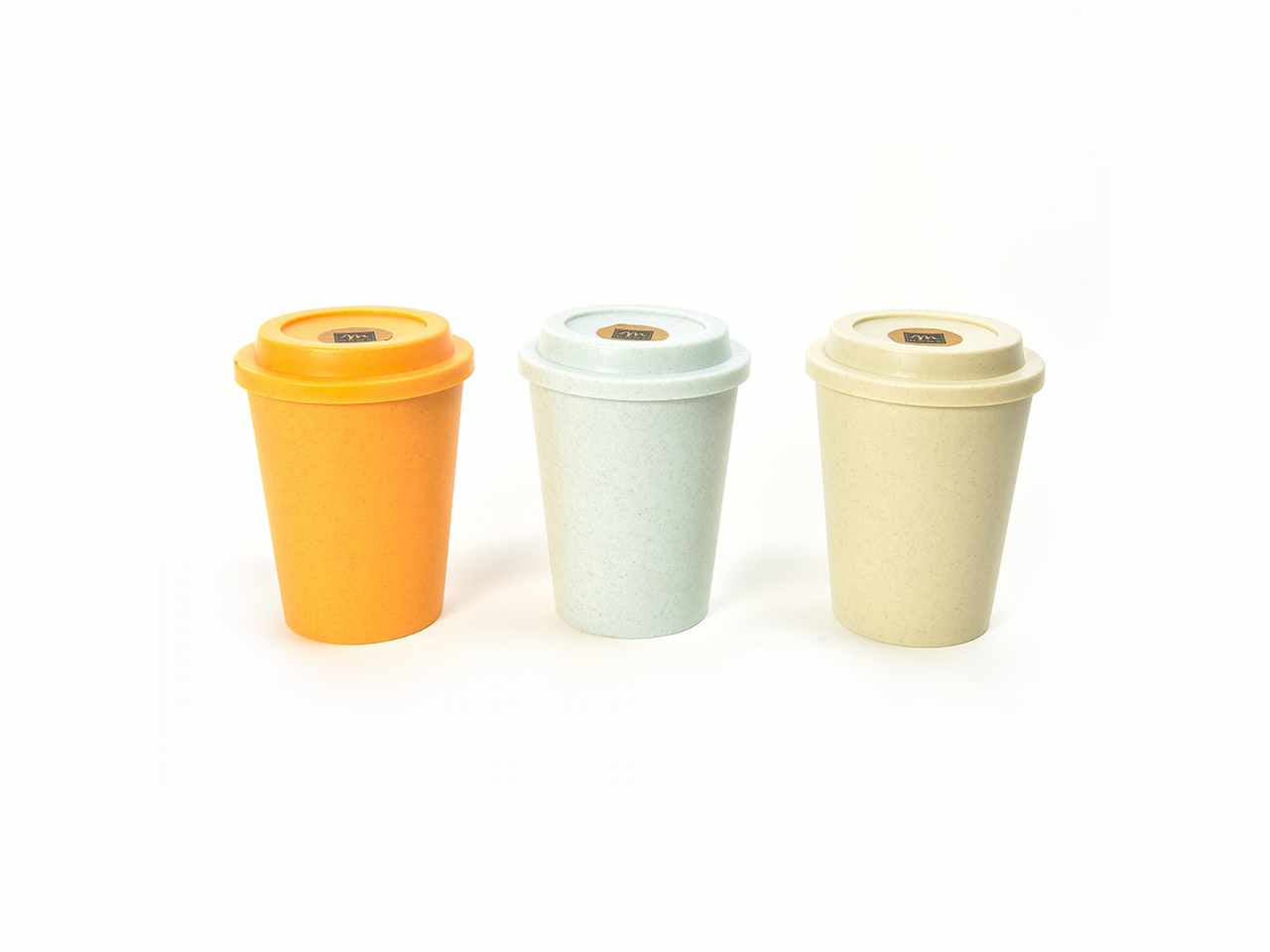 bicchiere in plastica doppia parete con coperchio 300ml d.9.5xh.12cm colori assortiti