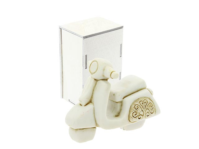 scooter 4x8 x6,5cm 18va180