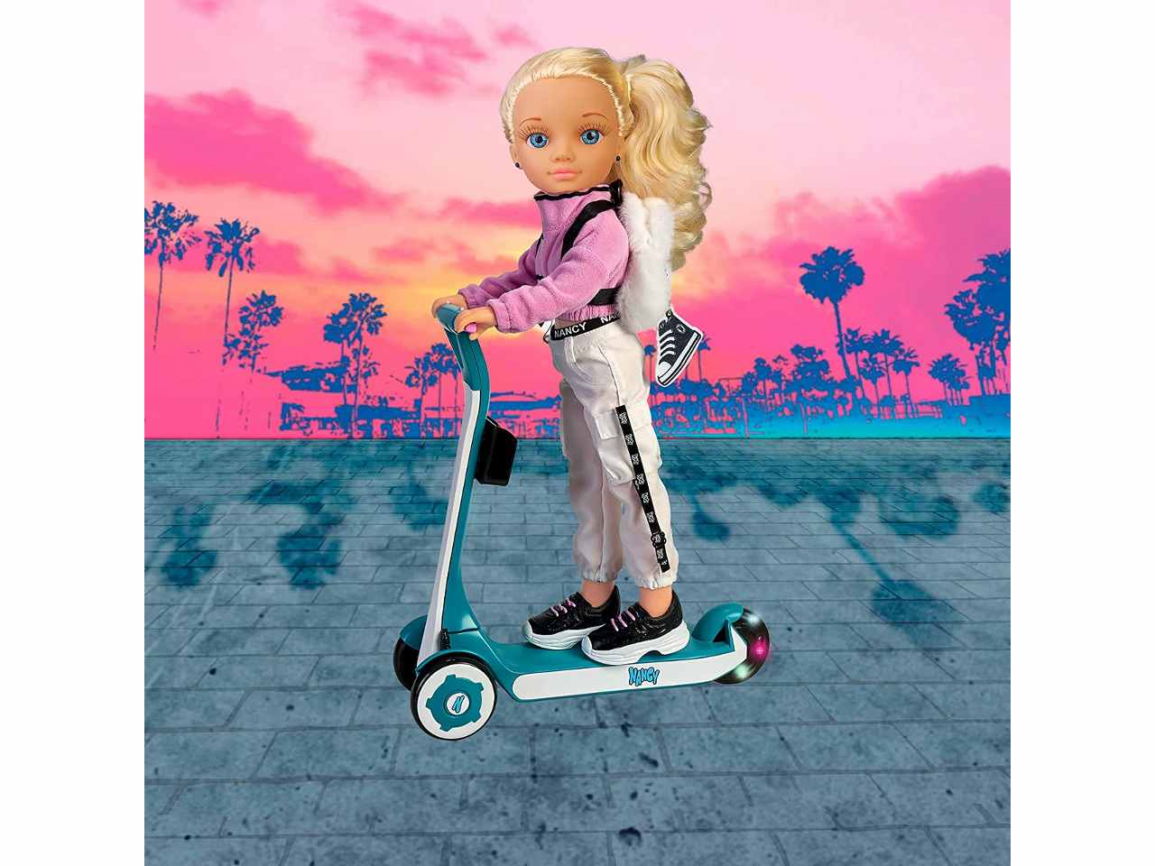 Nancy, un giorno con il mio scooter 700