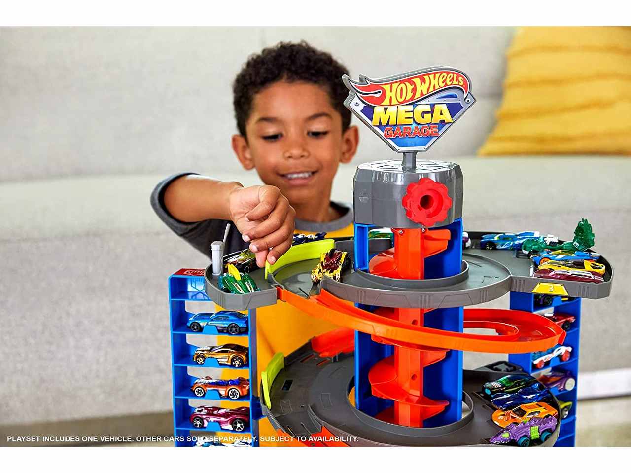 Hot wheels city mega garage