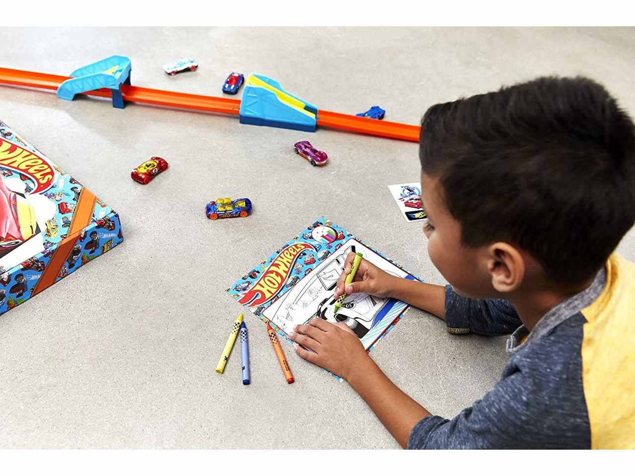 Hot wheels kit regalo gwn96