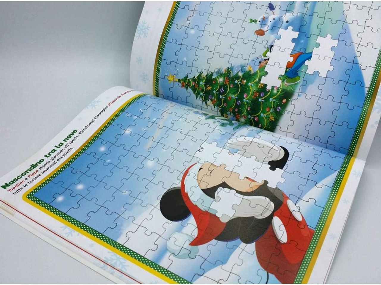 Libro natale superstaccattacca