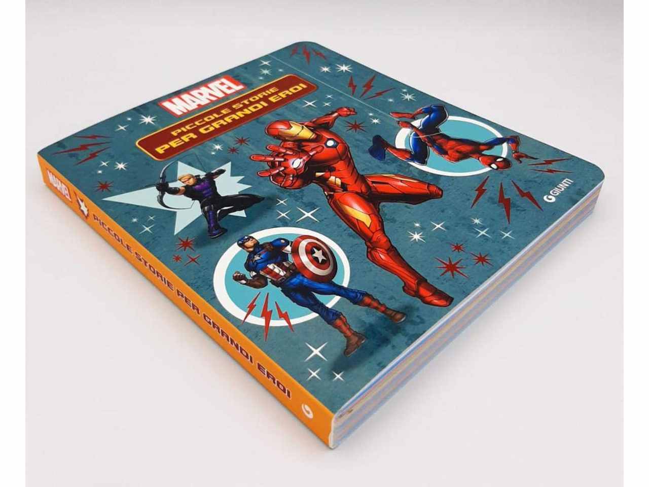 Libro contastorie marvel