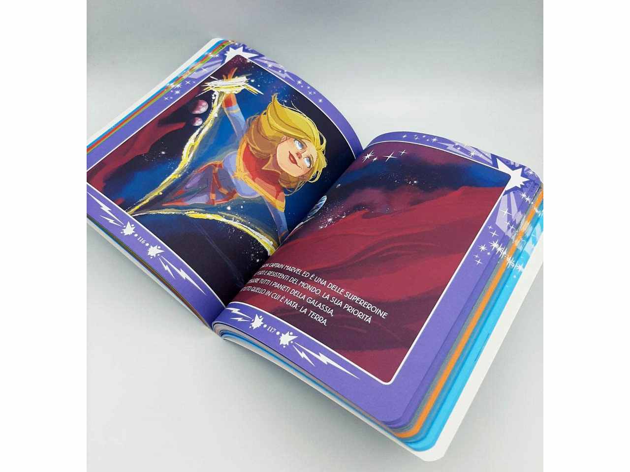 Libro contastorie marvel