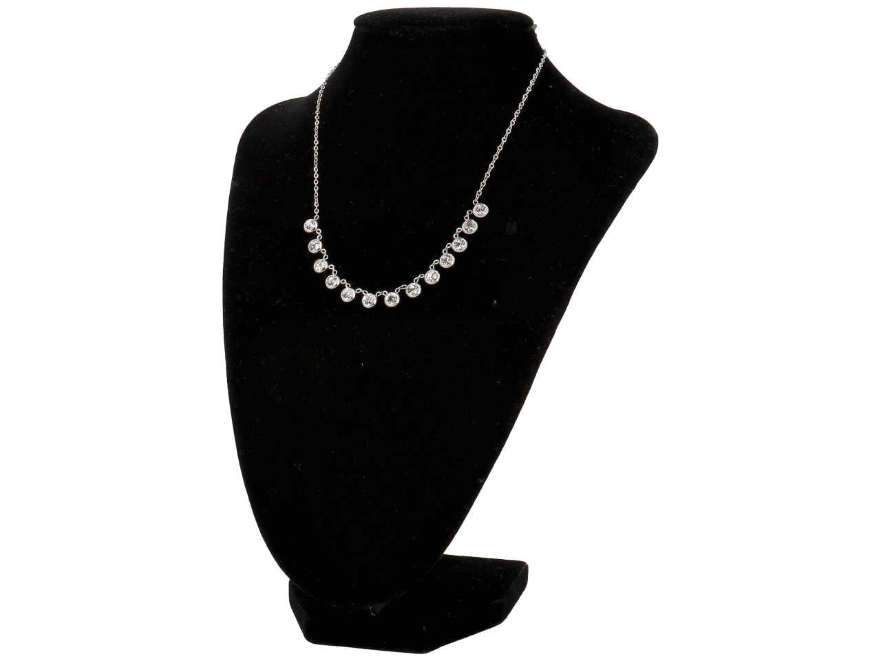 Collana con zirconi incastonati